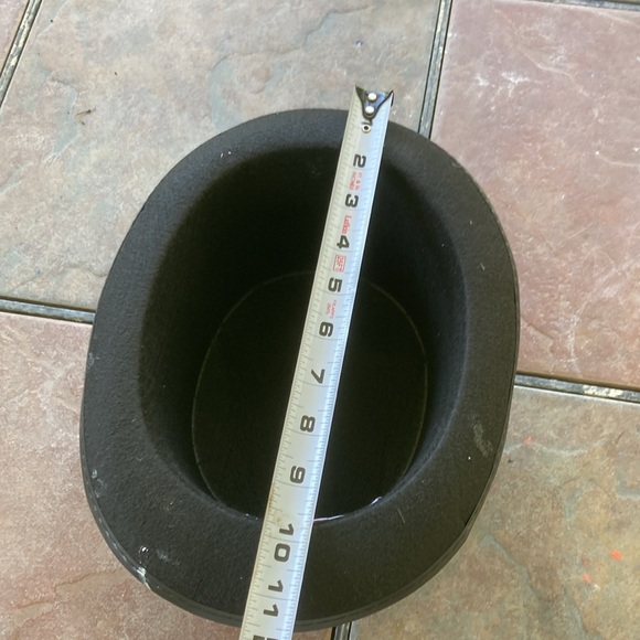 Hand Painted Top Hat - Picture 4 of 8